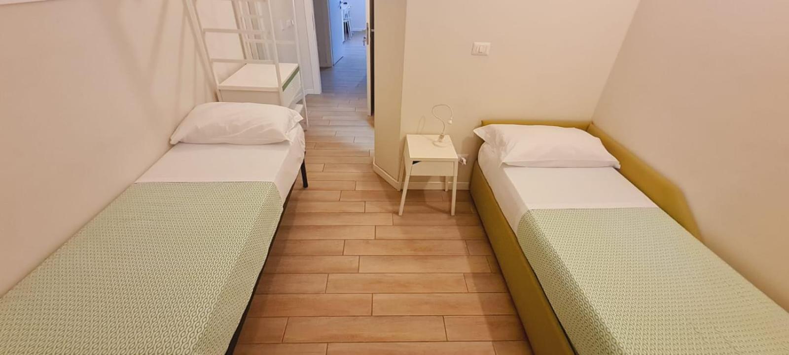 Bed&Bikerome Rooms Екстер'єр фото