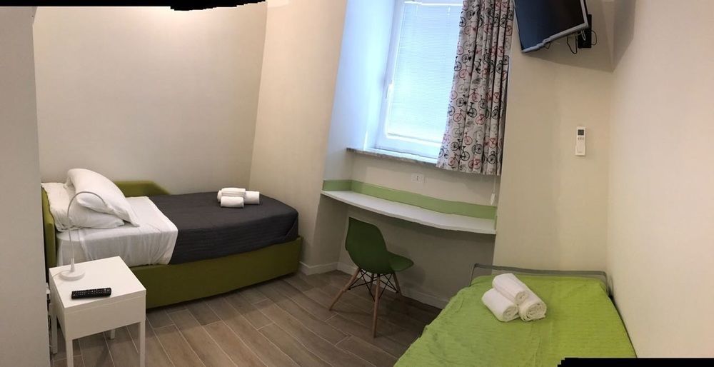 Bed&Bikerome Rooms Екстер'єр фото