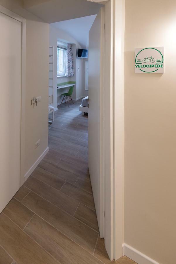 Bed&Bikerome Rooms Екстер'єр фото
