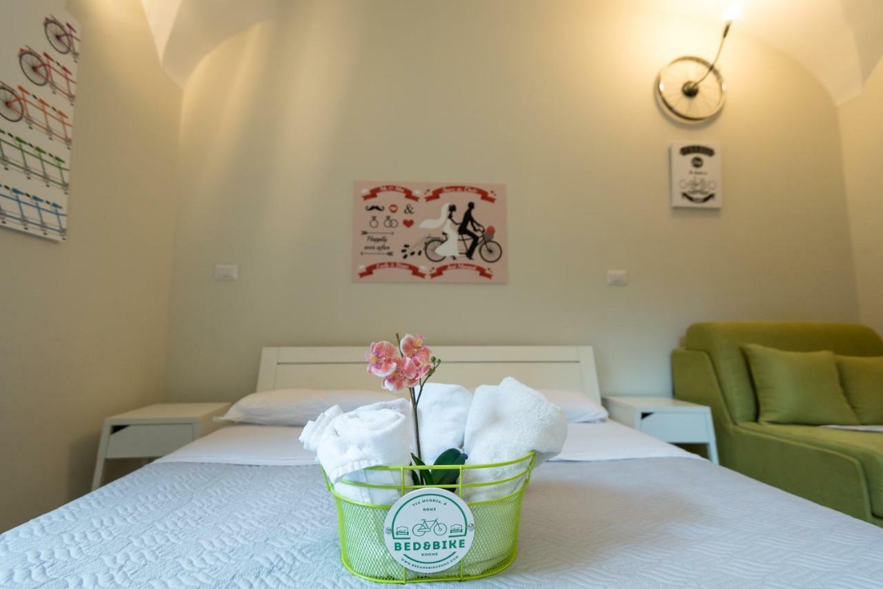 Bed&Bikerome Rooms Екстер'єр фото