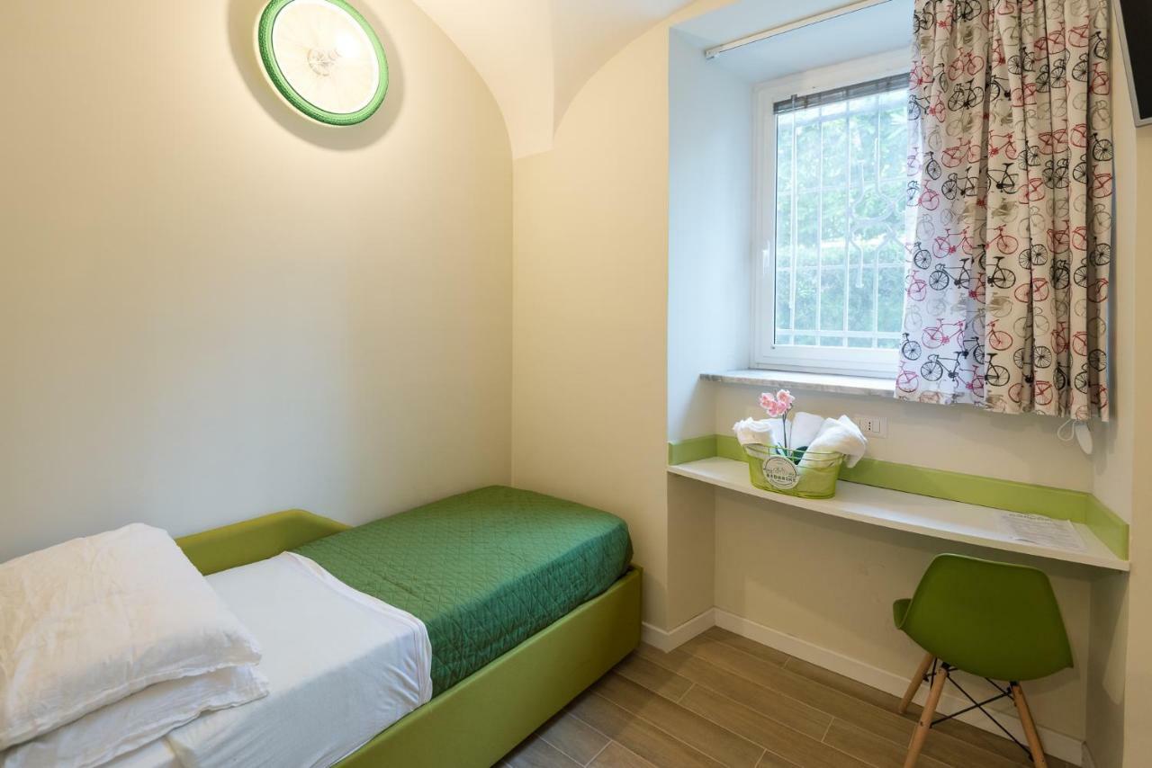 Bed&Bikerome Rooms Екстер'єр фото